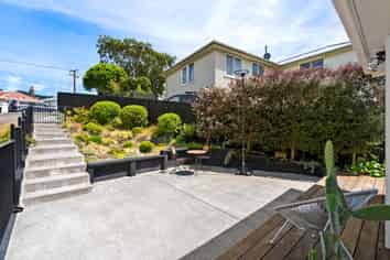 19 Kererū Bend, Tawa