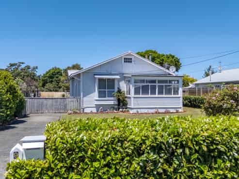 9 Garrison Street, Carterton