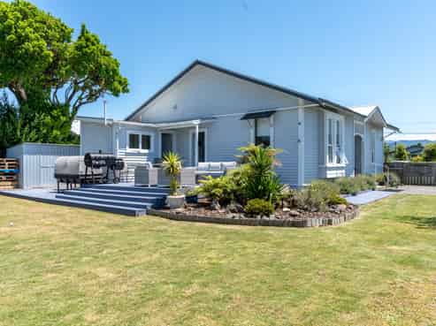 9 Garrison Street, Carterton