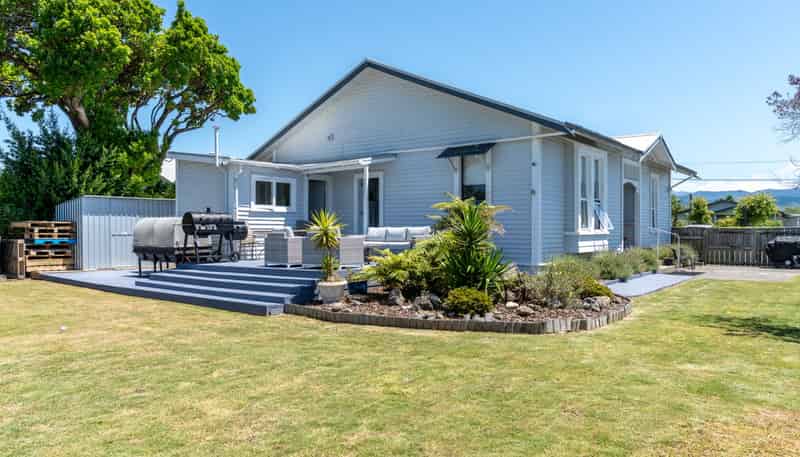 9 Garrison Street, Carterton