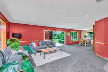 725 Ridgens Road, CHARING CROSS