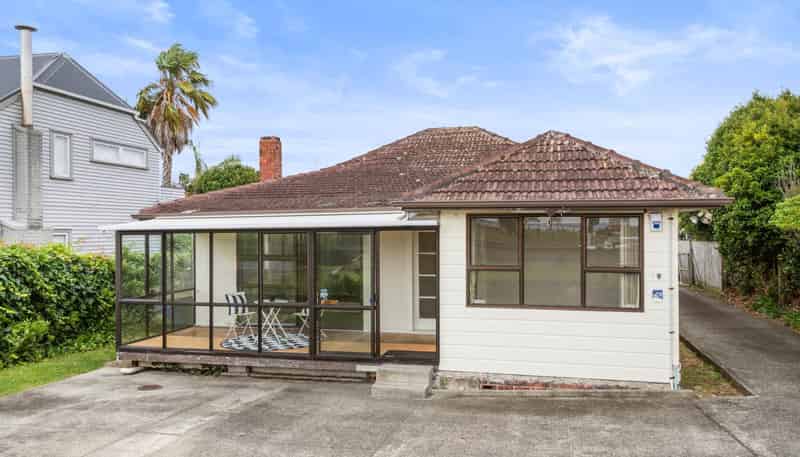 9 Tatau Way, Te Atatu Peninsula