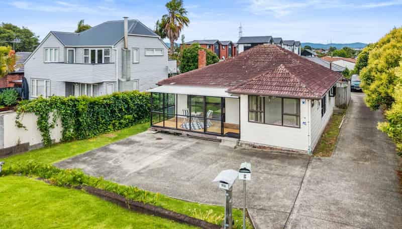 9 Tatau Way, Te Atatu Peninsula