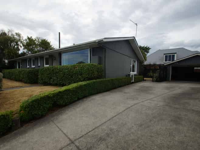 10 Chislehurst Place, Bryndwr