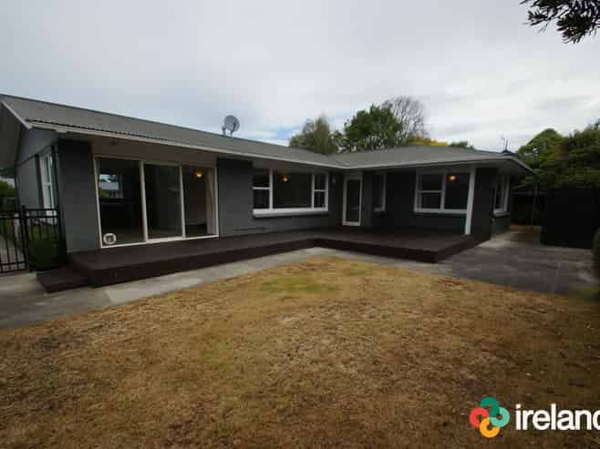 10 Chislehurst Place, Bryndwr