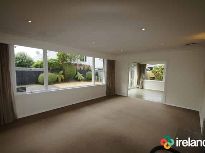 10 Chislehurst Place, Bryndwr