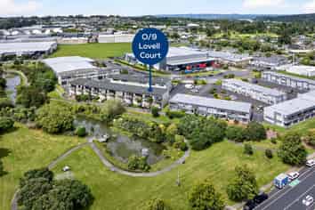 SUPERBLY CONSTRUCTED LIVE AND WORK – 130M²
