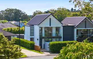 14D Blake Greens, Millwater