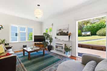 51 Milne Terrace, Island Bay