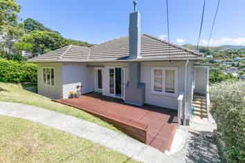 51 Milne Terrace, Island Bay