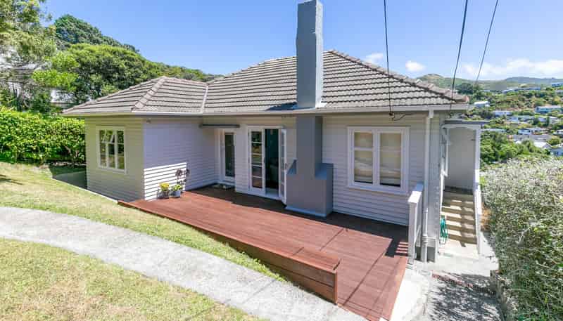 51 Milne Terrace, Island Bay