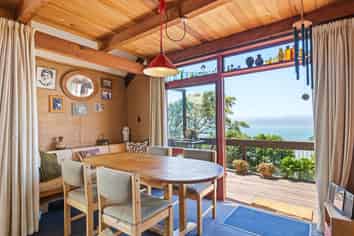 64 Wade Street, Wadestown