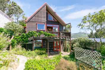 64 Wade Street, Wadestown