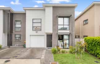 13 Richard Petterd Way, Swanson