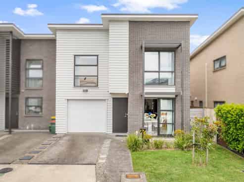 13 Richard Petterd Way, Swanson