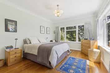 9 Kellsmere Crescent, Island Bay