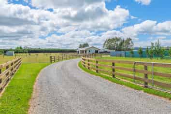 2612 Wards Road, DARFIELD