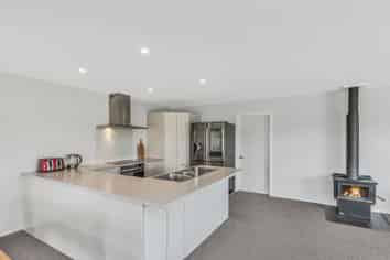 2612 Wards Road, DARFIELD