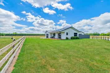 2612 Wards Road, DARFIELD