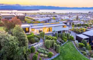 39 Highview Drive, Wakatu