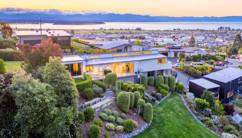 39 Highview Drive, Wakatu