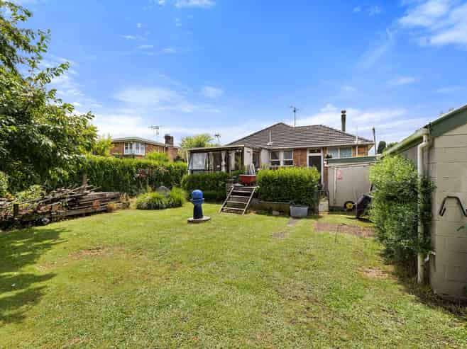 35 Charles Crescent, Putaruru