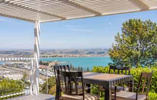 135 Thompson Road, Bluff Hill