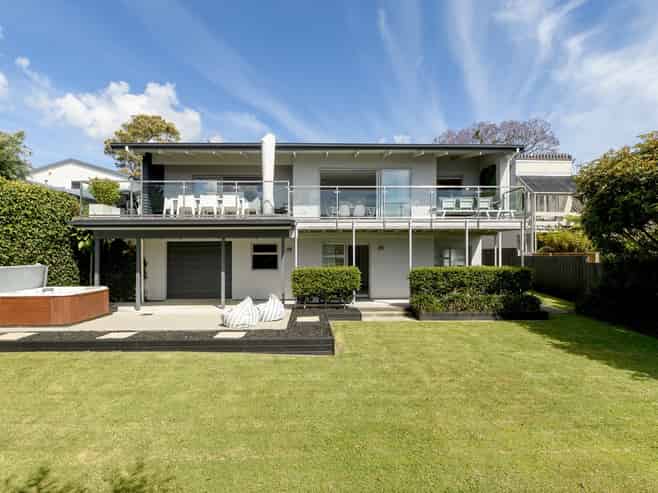 145 Kings Avenue, Matua