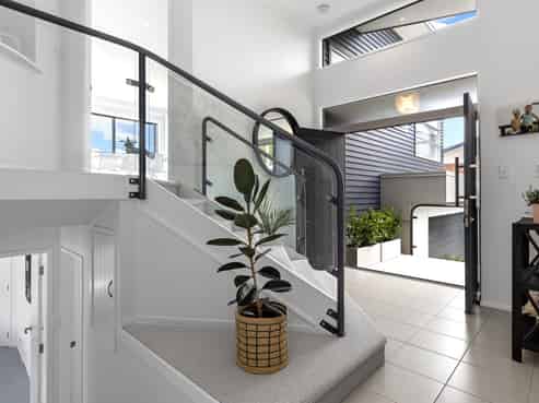 145 Kings Avenue, Matua