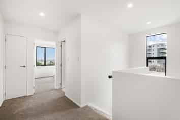 9/52B Rosedale Road, Rosedale