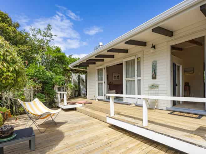 36 South Lynn Road, Titirangi