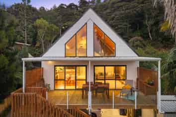 428 Huia Road, Laingholm