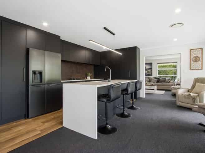 2 Gleneagles Drive, Katikati