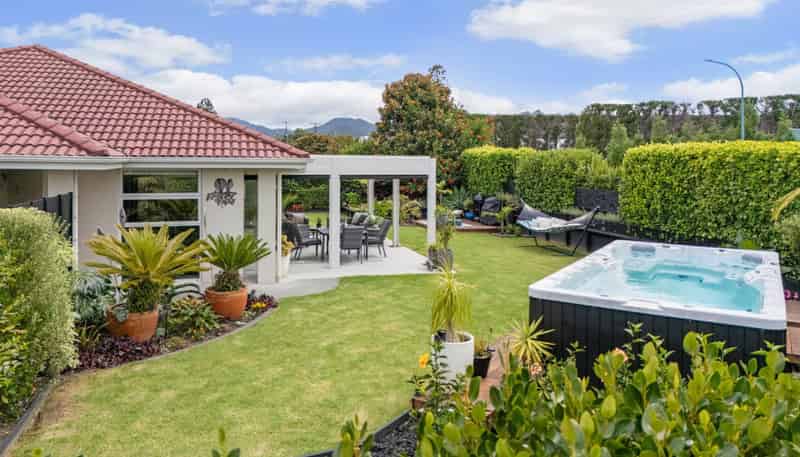 2 Gleneagles Drive, Katikati