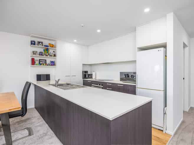 57/8 Thompson Park Road, Mount Wellington