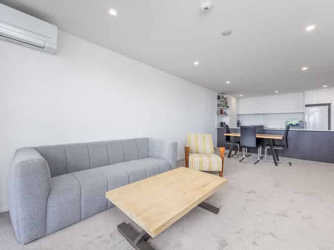 57/8 Thompson Park Road, Mount Wellington