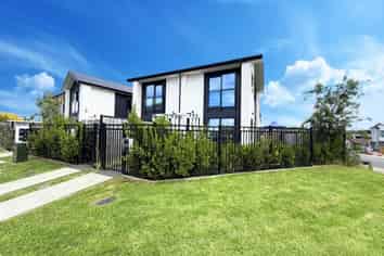 10/172 Don Buck Road, Massey