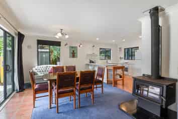 8 Chingford Road, Lake Rotoma