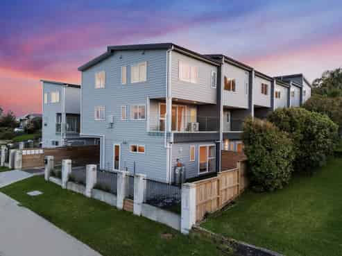 7D Liston Street, Northcote