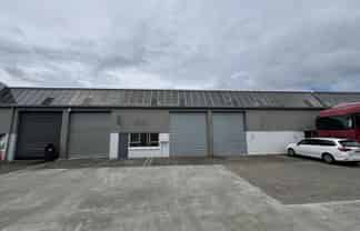 281sqm Clear-Span Warehouse | Minimal Office