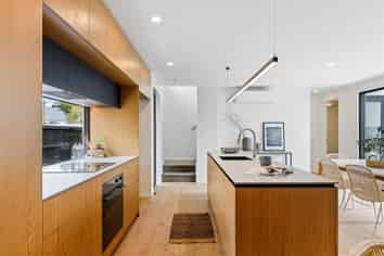 12B Exeter St, Merivale