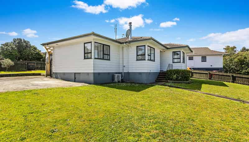 213 Mahia Road, Wattle Downs
