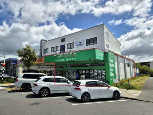 Prime Kumeu ground-floor office