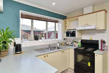 4 Daniela Lane, LINWOOD