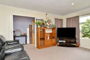 4 Daniela Lane, LINWOOD