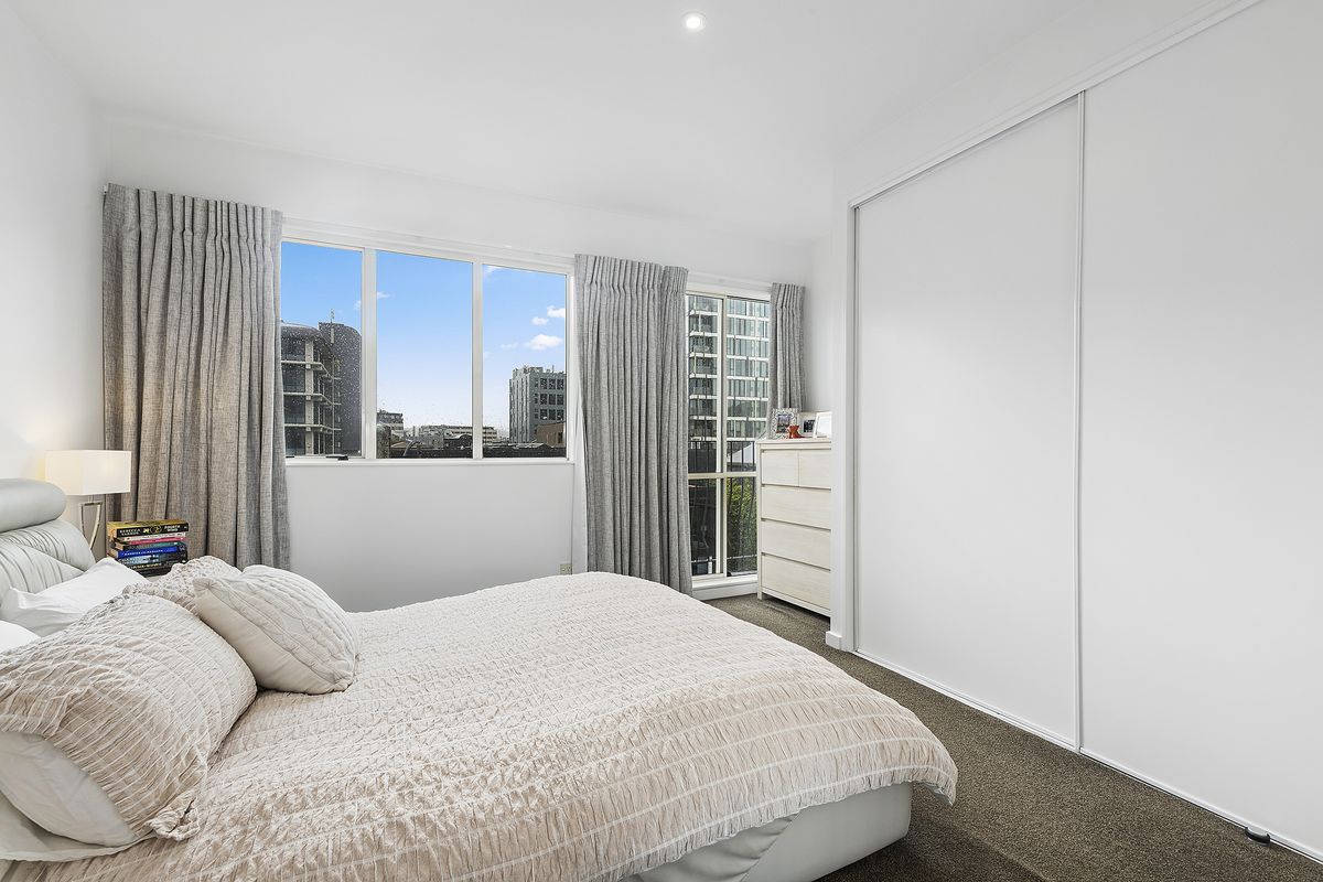 City Living, Priced To Move | BEO $480k - Ansicht 2