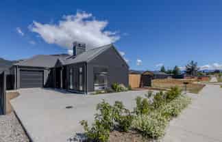 8 Longview Drive, Lake Hawea