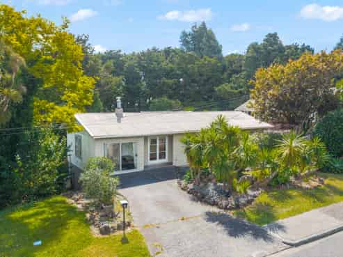 4 Brough Road, Manurewa East