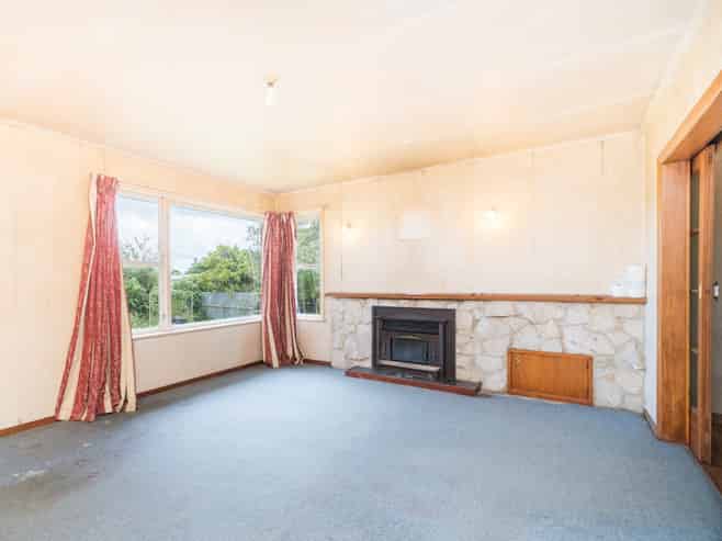 10 Somerset Crescent, Highbury