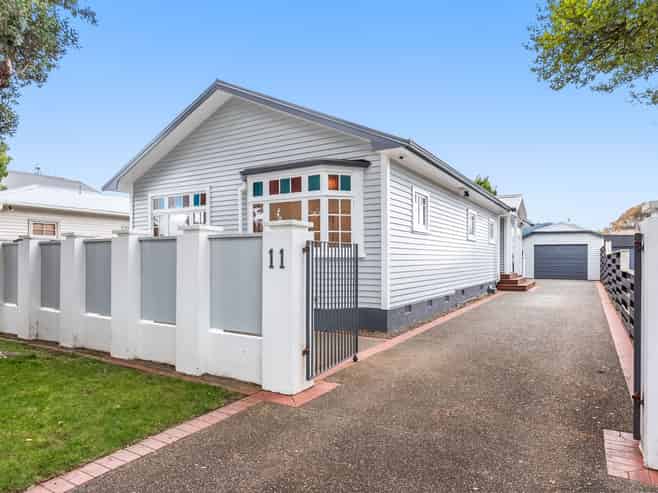 11 Thornycroft Avenue, Epuni